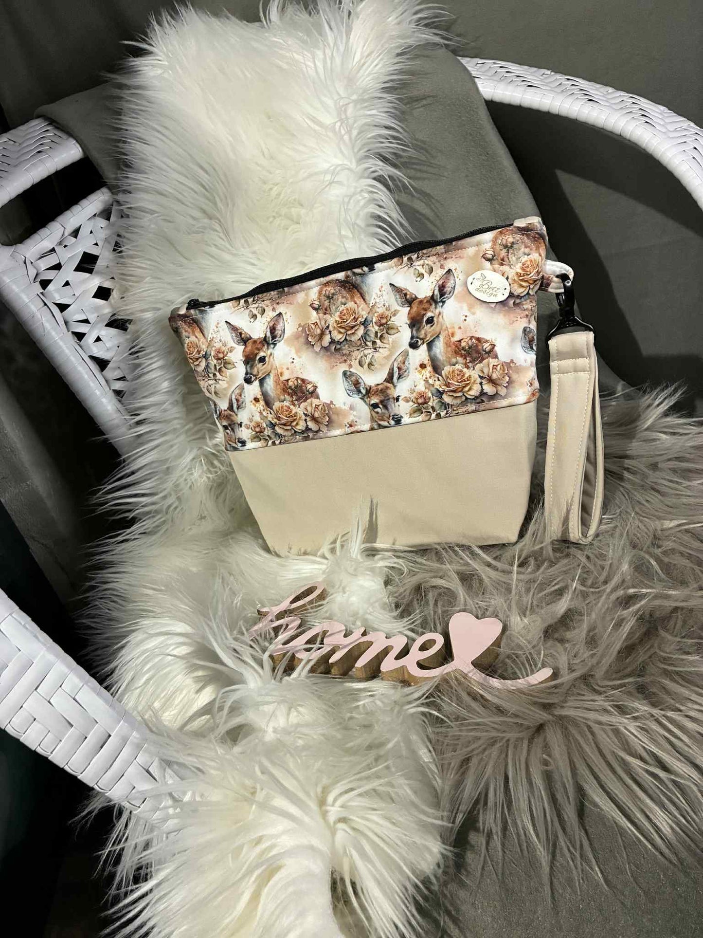 Handgefertigte Kosmetik- und Reisetasche