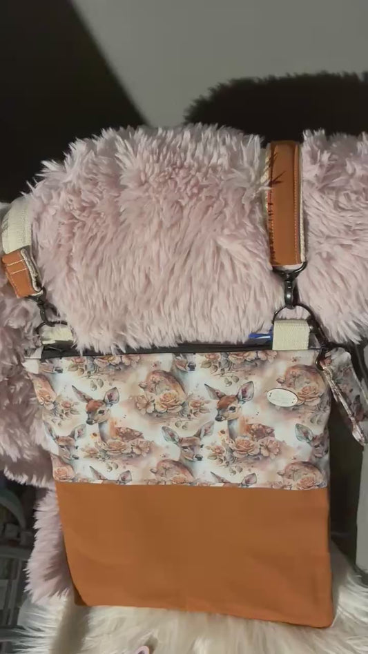 Seitentasche mit Schnalle